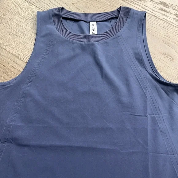 NWT Athleta 'Zephyr' Tank in MDVI (Medieval Violet) XS - Retail: $69 - Picture 4 of 12
